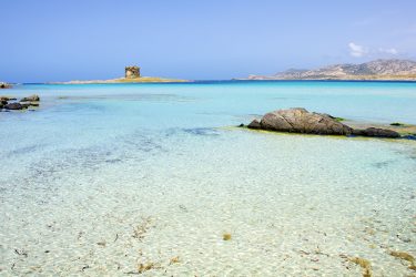 spiaggia-la-pelosa-approdo-vista-torre-aragonese